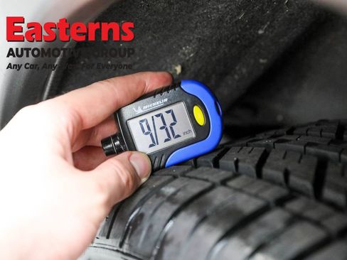 Used 2021 Nissan Rogue SV image 23