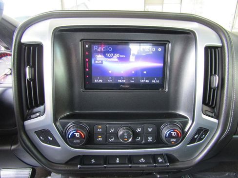 Used 2015 GMC Sierra 1500 SLT w/ SLT Crew Cab Value Package AWD/4WD image 18
