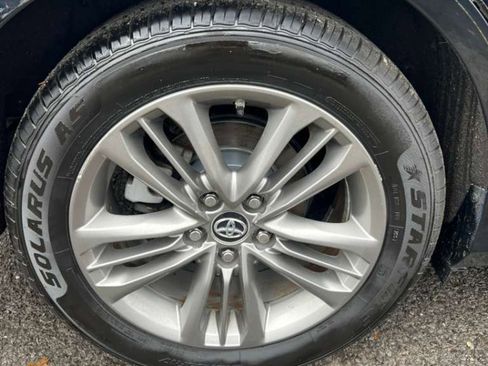 Used 2015 Toyota Camry SE image 14