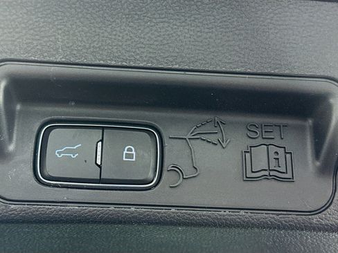 Used 2020 Ford Explorer XLT w/ Equipment Group 202A image 30