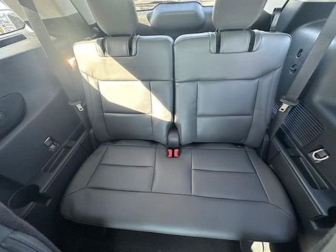 New 2025 Ford Explorer Active w/ Active Comfort Package image 16