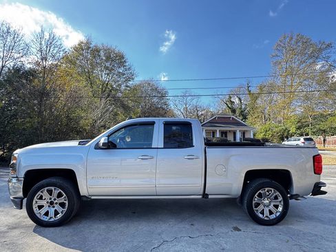 Used 2019 Chevrolet Silverado 1500 LT image 4