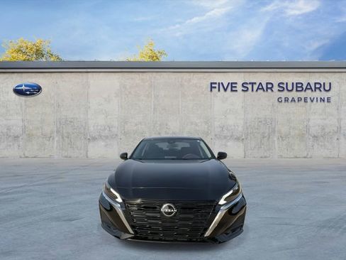 Used 2023 Nissan Altima 2.5 SV image 3