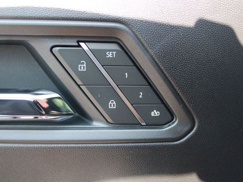 New 2025 GMC Canyon AT4 w/ Technology Plus Package image 12