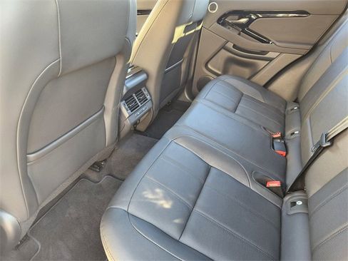 Used 2025 Land Rover Range Rover Evoque S image 29