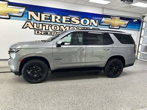 Used 2023 Chevrolet Tahoe RST image 2