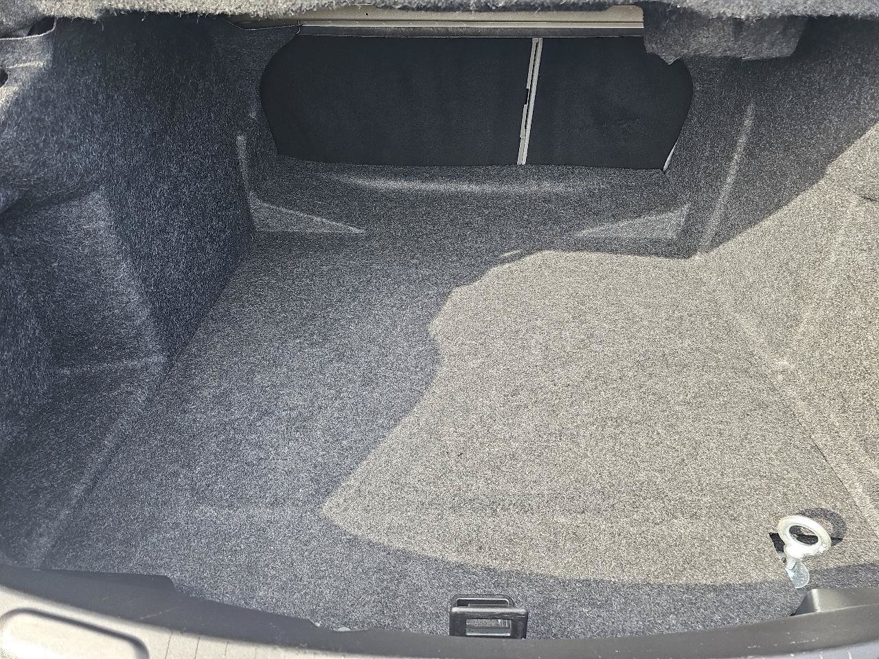 Used 2018 Chevrolet Impala LS FWD image 18