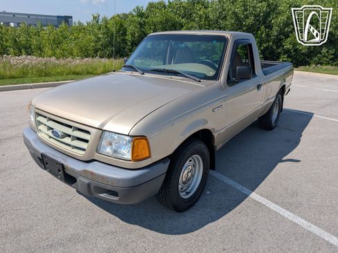 Used 2002 Ford Ranger 2WD Regular Cab image 2