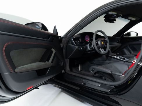 Used 2023 Porsche 911 GT3 image 17