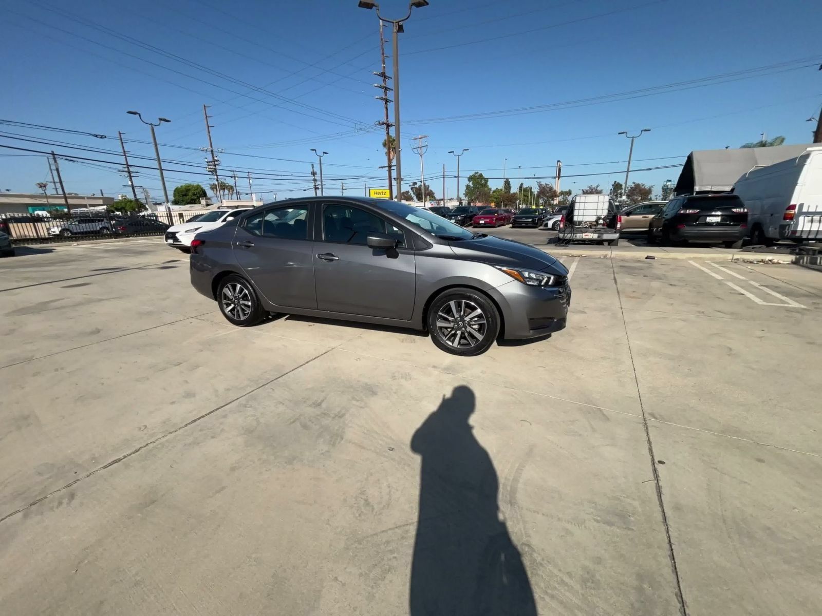Used 2025 Nissan Versa SV FWD image 2