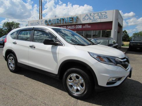Used 2015 Honda CR-V LX image 2