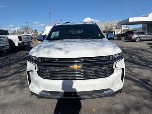 Used 2023 Chevrolet Tahoe Premier w/ Advanced Technology Package image 3