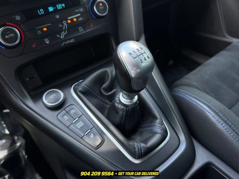 Used 2016 Ford Focus RS AWD/4WD image 18