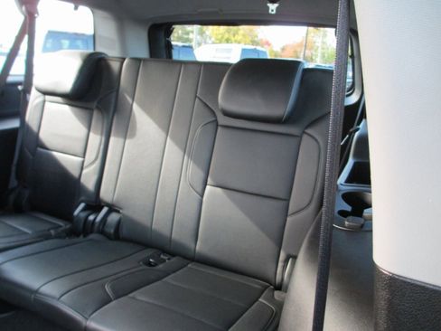 Used 2018 GMC Yukon XL SLT w/ Premium Edition image 21