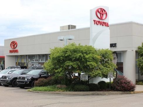Used 2019 Toyota Highlander XLE AWD/4WD image 14