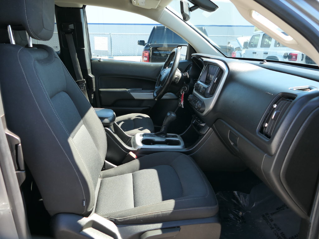 Used 2021 Chevrolet Colorado LT w/ LT Convenience Package RWD image 24