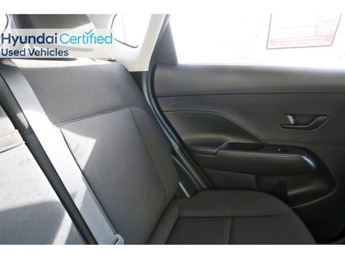 Certified 2025 Hyundai Kona SEL FWD image 15