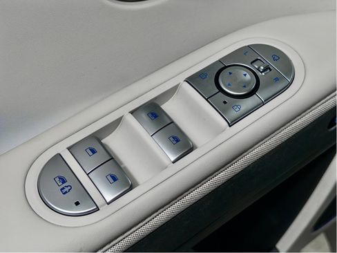Used 2023 Hyundai Ioniq 5 Limited image 7