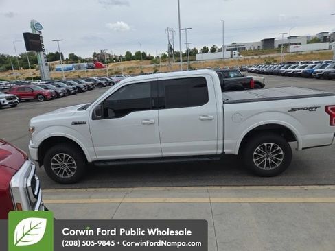 Used 2018 Ford F150 XLT w/ Equipment Group 302A Luxury AWD/4WD image 4