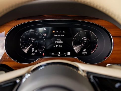 Certified 2023 Bentley Bentayga Extended Wheelbase image 21