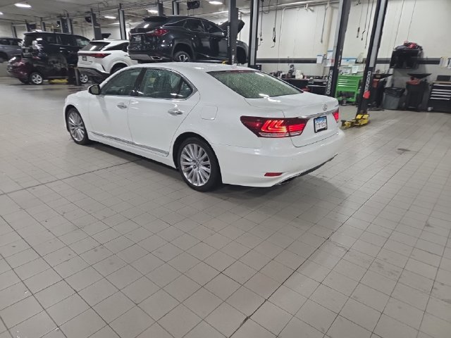 Used 2013 Lexus LS 460 L w/ Preferred Accessory Package AWD/4WD image 12