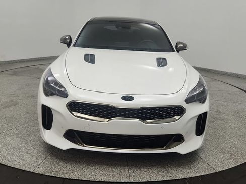Used 2021 Kia Stinger GT1 RWD image 36