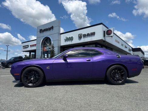 Certified 2023 Dodge Challenger R/T Scat Pack RWD image 1