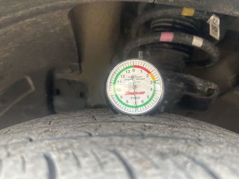 Certified 2023 Hyundai Venue Limited image 6