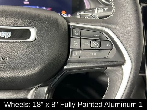 Used 2023 Jeep Grand Cherokee Altitude image 23