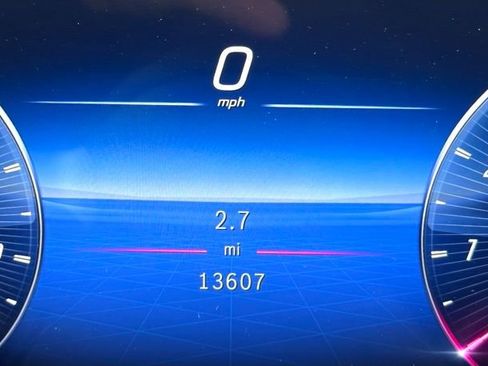 Used 2024 Mercedes-Benz GLC 43 AMG 4MATIC image 19