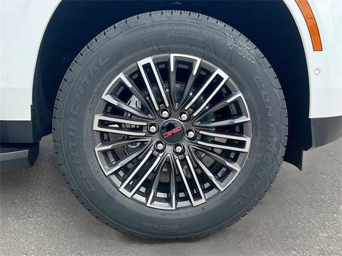 New 2026 GMC Yukon Elevation image 19