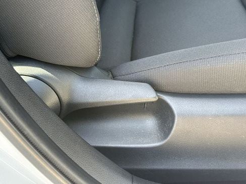 Used 2024 Toyota Corolla LE FWD image 28