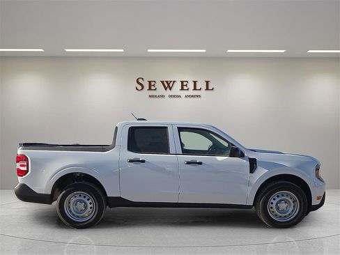 New 2026 Ford Maverick XL image 5