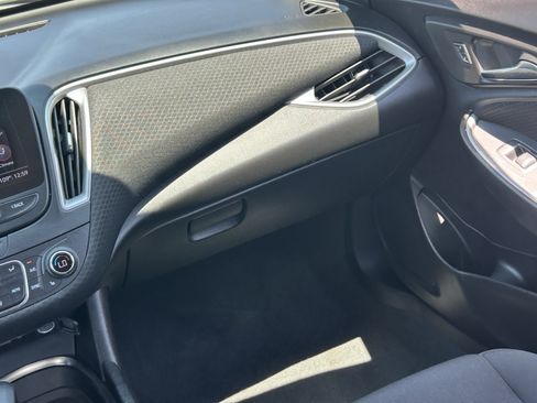 Certified 2024 Chevrolet Malibu LT FWD image 17
