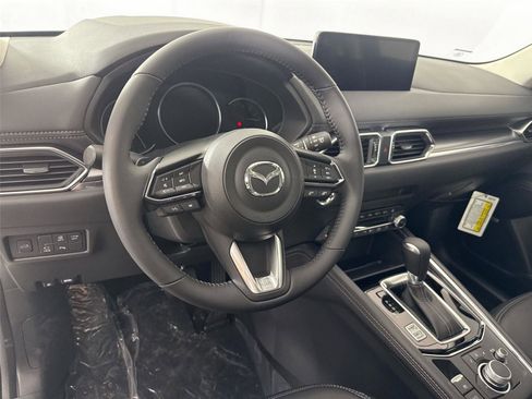 New 2025 MAZDA CX-5 AWD 2.5 S w/ Premium Plus Pkg image 4