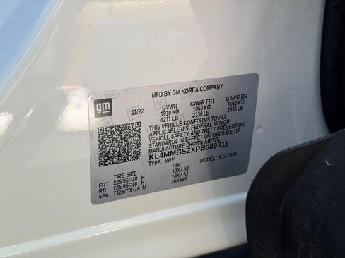 Used 2023 Buick Encore GX Preferred w/ Cold Weather Comfort Package FWD image 22