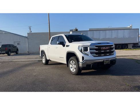 Used 2023 GMC Sierra 1500 SLE image 5
