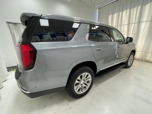 Used 2025 GMC Yukon Denali AWD/4WD image 4