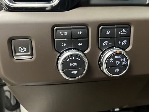 Used 2024 GMC Sierra 1500 Denali w/ Denali Reserve Package image 42