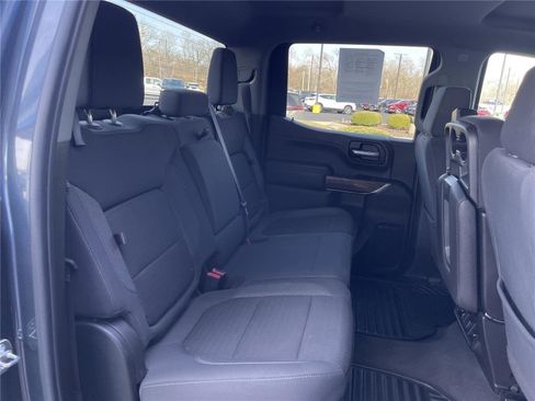 Used 2022 Chevrolet Silverado 1500 RST w/ LPO, Blackout Package AWD/4WD image 34
