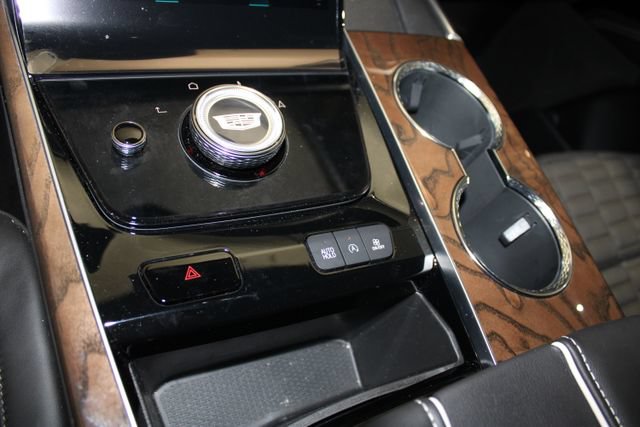 Used 2026 Cadillac Escalade Platinum Sport w/ LPO, ONYX Package AWD/4WD image 24
