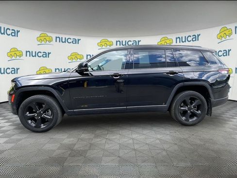 Used 2023 Jeep Grand Cherokee L Limited w/ Luxury Tech Group II AWD/4WD image 4