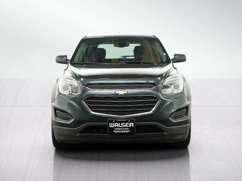 Used 2017 Chevrolet Equinox LS FWD image 8