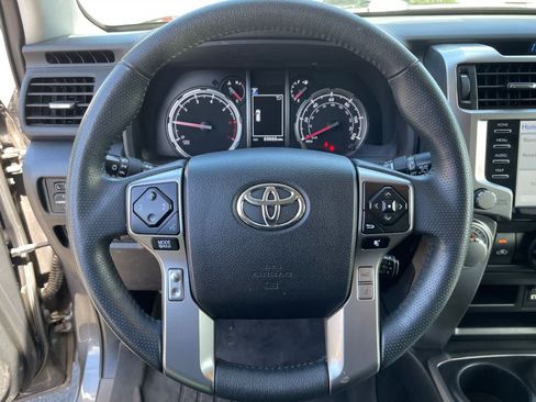 Used 2023 Toyota 4Runner TRD Sport w/ Technology Package AWD/4WD image 12
