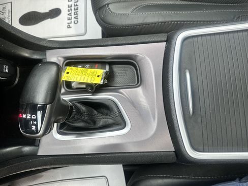 Used 2021 Dodge Charger SXT w/ Leather Interior Group RWD image 54