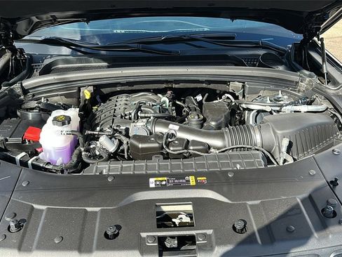 New 2025 Jeep Grand Cherokee Limited w/ Black Appearance Package image 32