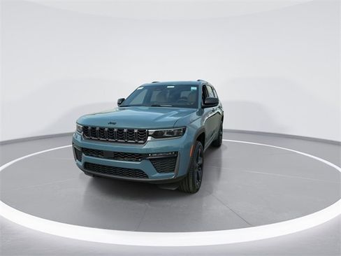 New 2026 Jeep Grand Cherokee L Limited image 3