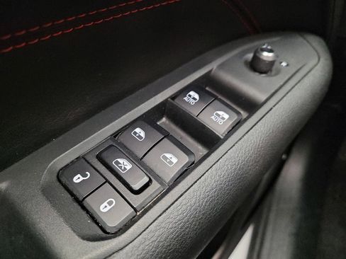 Used 2024 Jeep Compass Trailhawk image 27