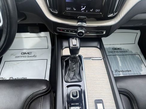 Used 2021 Volvo XC60 T5 Inscription w/ Advanced Package image 26