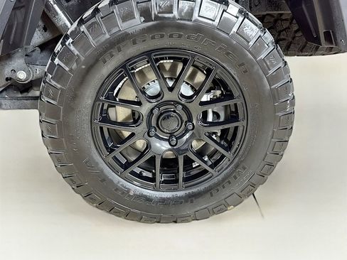 Certified 2022 Jeep Gladiator Sport AWD/4WD image 26